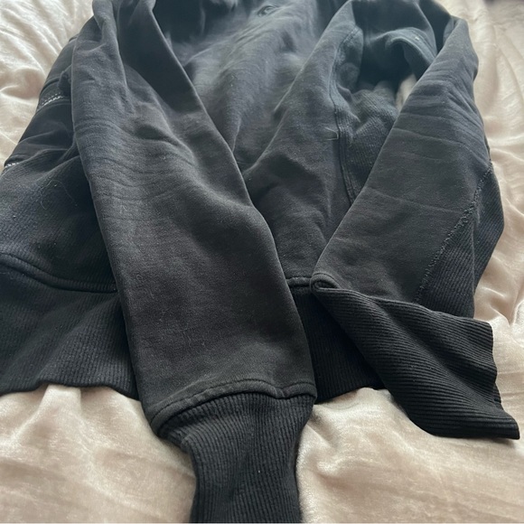✨Rare✨ Scuba neck lululemon sweatshirt - Picture 3 of 6